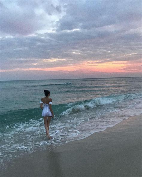 madison beer beach foto|madison beer skinny dipping.